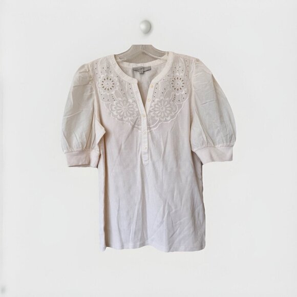 LOFT Womens Medium Cream 1/2 Button Lace Eyelet Top Short Sleeve Stretch - Picture 1 of 5